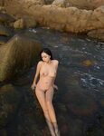 Huang-Ke-Christine-Nude-Outdoor-Seaside-Pussy-Hairy-Big-Boob